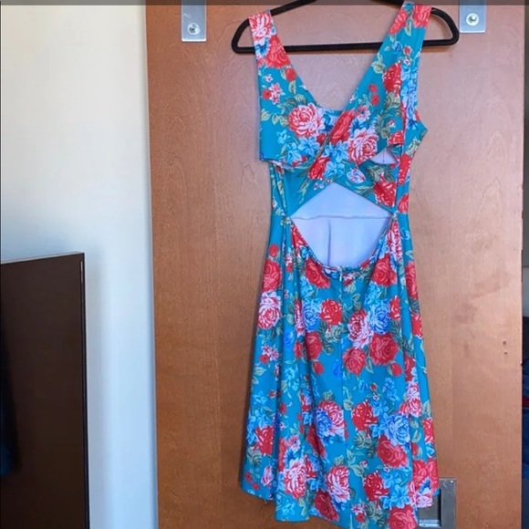 Dresses Open Back Floral Dress Poshmark